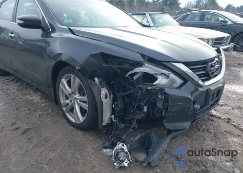 2017 Nissan Altima 3.5 Sl z USA, uszkodzony, nr VIN 1N4BL3AP6HC249495